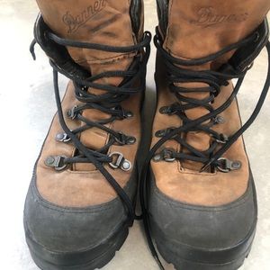 Danner combat hiker - size 10.5